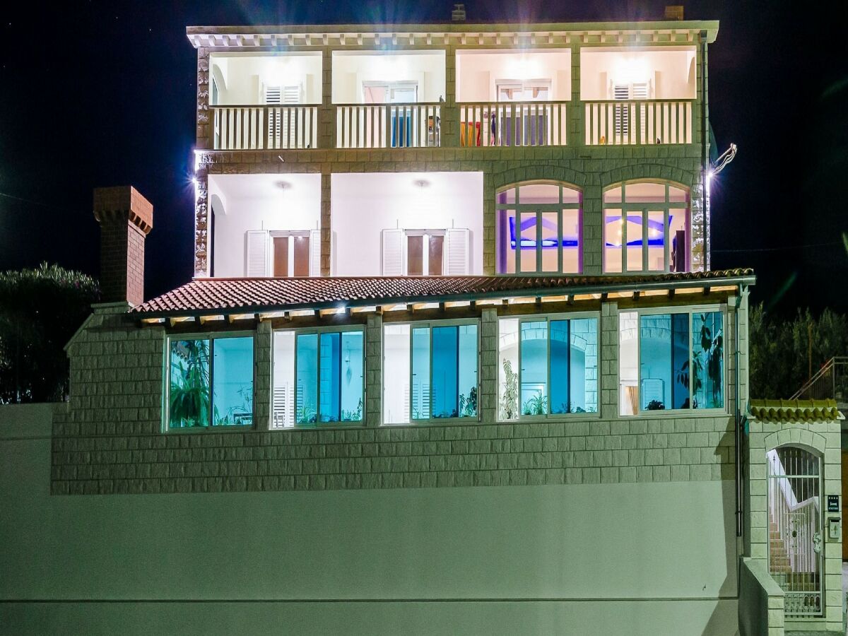 Villa Villa Mateo - 3 Bed Apt with Terrace&Private Pool - Outdoor photo 2