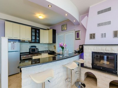 Villa Villa Mateo - 3 Bed Apt with Terrace&Private Pool - Features photo 21