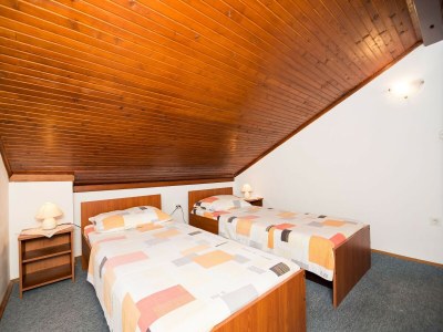 Apartment Apartment Srđ - Two-Bedroom Apartment with Balcony and Sea View - Features photo 9