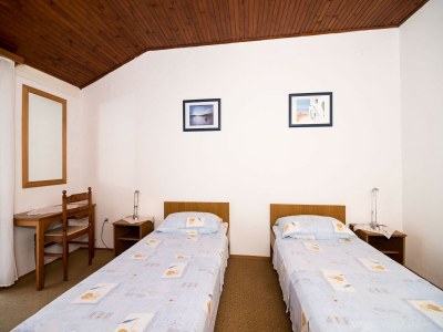 Apartment Apartment Srđ - Two-Bedroom Apartment with Balcony and Sea View - Features photo 12