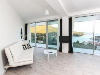 Villa Five Bedroom Villa with Private Pool & Sea View - Features photo 23