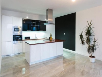 Villa Five Bedroom Villa with Private Pool & Sea View - Features photo 25