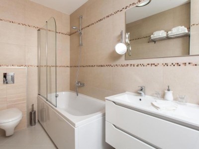 Villa Five Bedroom Villa with Private Pool & Sea View - Features photo 27