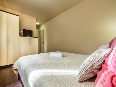 Villa Villa Pave - Six-Bedroom Villa with Terrace and Swimming Pool - Features photo 21