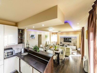 Villa Villa Pave - Six-Bedroom Villa with Terrace and Swimming Pool - Features photo 22