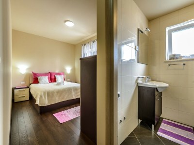 Villa Villa Pave - Six-Bedroom Villa with Terrace and Swimming Pool - Features photo 23