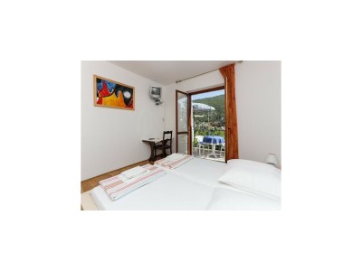 Apartment Villa Celenca - Double Room with Balcony and Sea View - Features photo 6