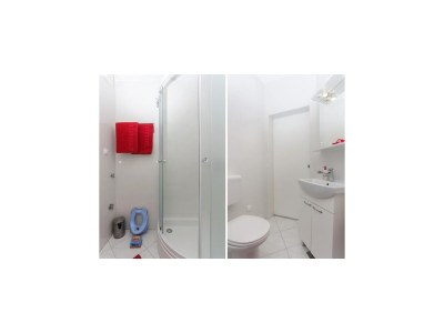 Apartment Apartments Pojko - Standard One-Bedroom Apartment with Terrace (Red) - Features photo 12