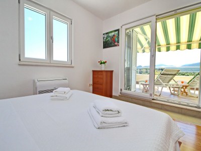 Apartment Apartments Gusti - Two-Bedroom Apartment with Balcony and Sea View - Features photo 15
