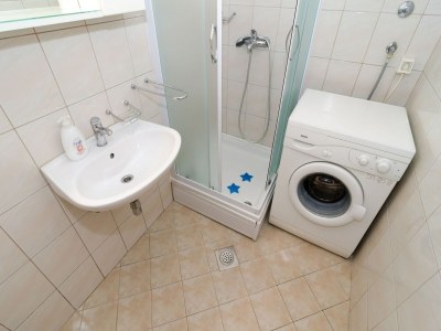 Apartment Apartments Radic - Studio Apartment (2-3 Adults) - Kneza Domagoja Street - BR 1 - Features photo 10