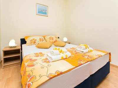 Apartment Apartments Radic - Studio Apartment (2-3 Adults) - Kneza Domagoja Street - BR 1 - Features photo 15