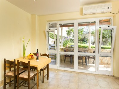 Apartment Apartments Radic - Studio Apartment (2-3 Adults) - Kneza Domagoja Street - BR 1 - Features photo 16