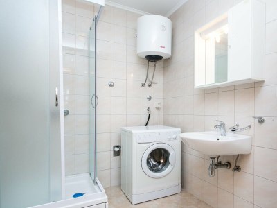 Apartment Apartments Radic - Studio Apartment (2-3 Adults) - Kneza Domagoja Street - BR 1 - Features photo 18