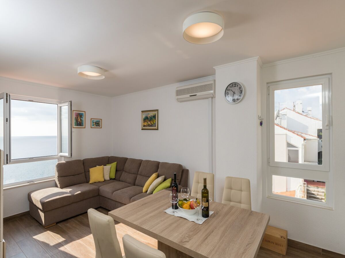 Apartment Apartment Gigi - Two Bedroom Apartment with Terrace and Sea View - Features photo 4