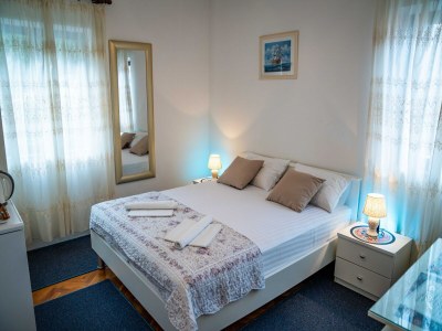 Apartment Guest House Cesic - Double Room No7 - Features photo 9