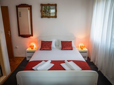 Apartment Guest House Cesic - Double Room No7 - Features photo 13