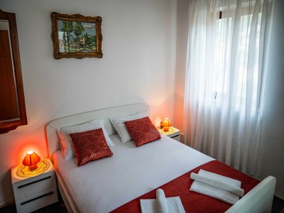 Apartment Guest House Cesic - Double Room No8 - Features photo 17