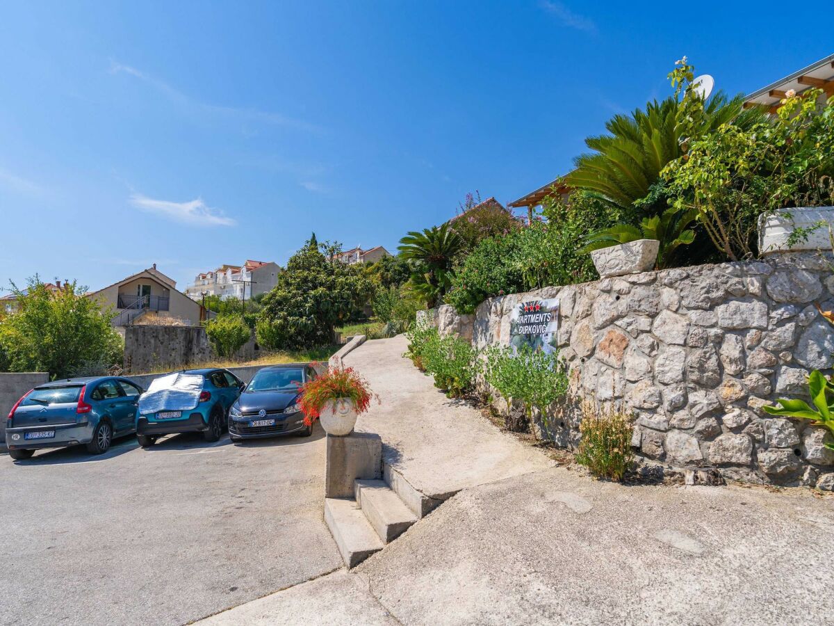 Apartment Apartments Djurkovic - Two-Bedroom Apartment with Shared Terrace and Sea View - Outdoor photo 2