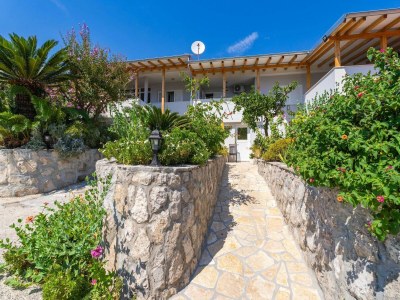 Apartment Apartments Djurkovic - Two-Bedroom Apartment with Shared Terrace and Sea View - Outdoor photo 4