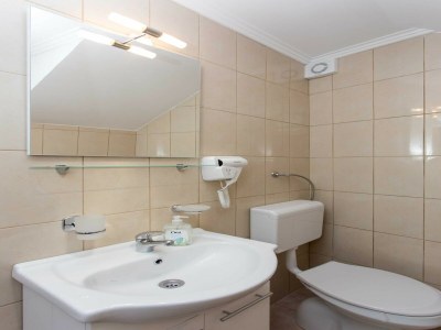 Apartment Apartments Djurkovic - Deluxe Studio with Balcony and Garden View - Features photo 11