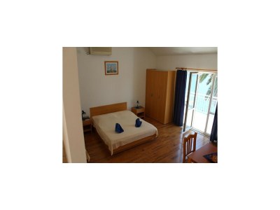 Apartment Apartments Lozica - Standard Studio  Apartment with Terrace and Sea View - Features photo 5