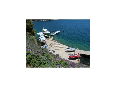 Apartment Apartments Lozica - Standard Studio  Apartment with Terrace and Sea View - Outdoor photo 11