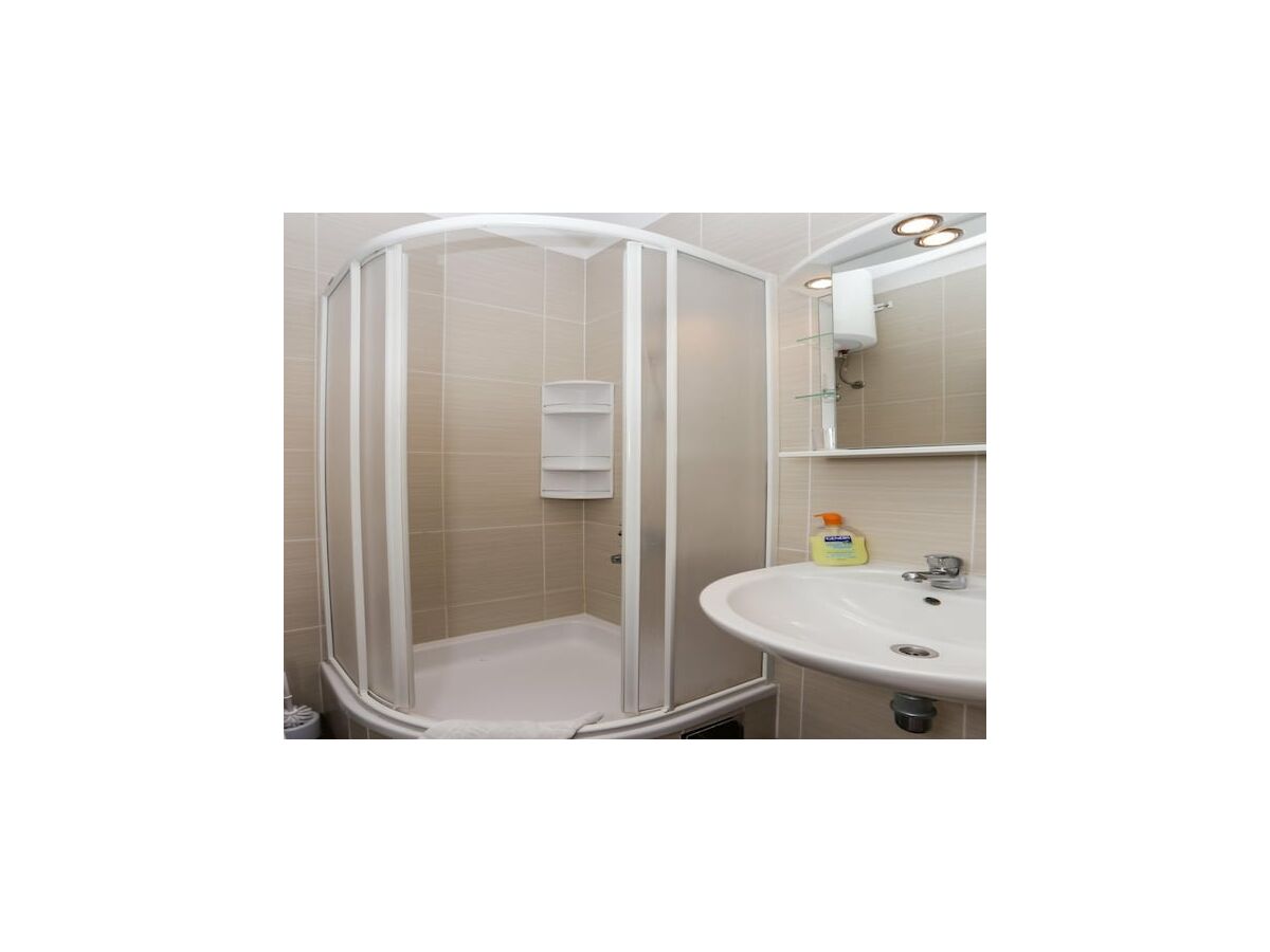 Apartment Lapad View Apartments - Double Room with Balcony and Sea View - Features photo 4