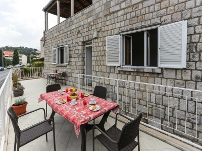 Apartment Apartments Sisic - Two Bedroom Apartment with Terrace in Dubrovnik - Apartment