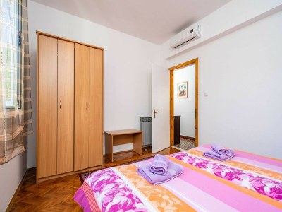 Apartment Apartments Sisic - Two Bedroom Apartment with Terrace - Features photo 9