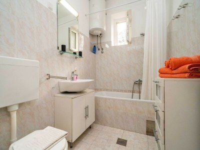 Apartment Apartments Sisic - Two Bedroom Apartment with Terrace - Features photo 17