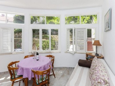 Apartment Apartments Sisic - One Bedroom Apartment with Terrace - Features photo 6