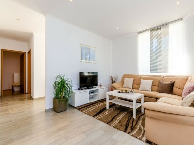 Villa Villa Oasis Cypress - Three Bedroom Villa with Terrace and Swimming Pool - Features photo 6