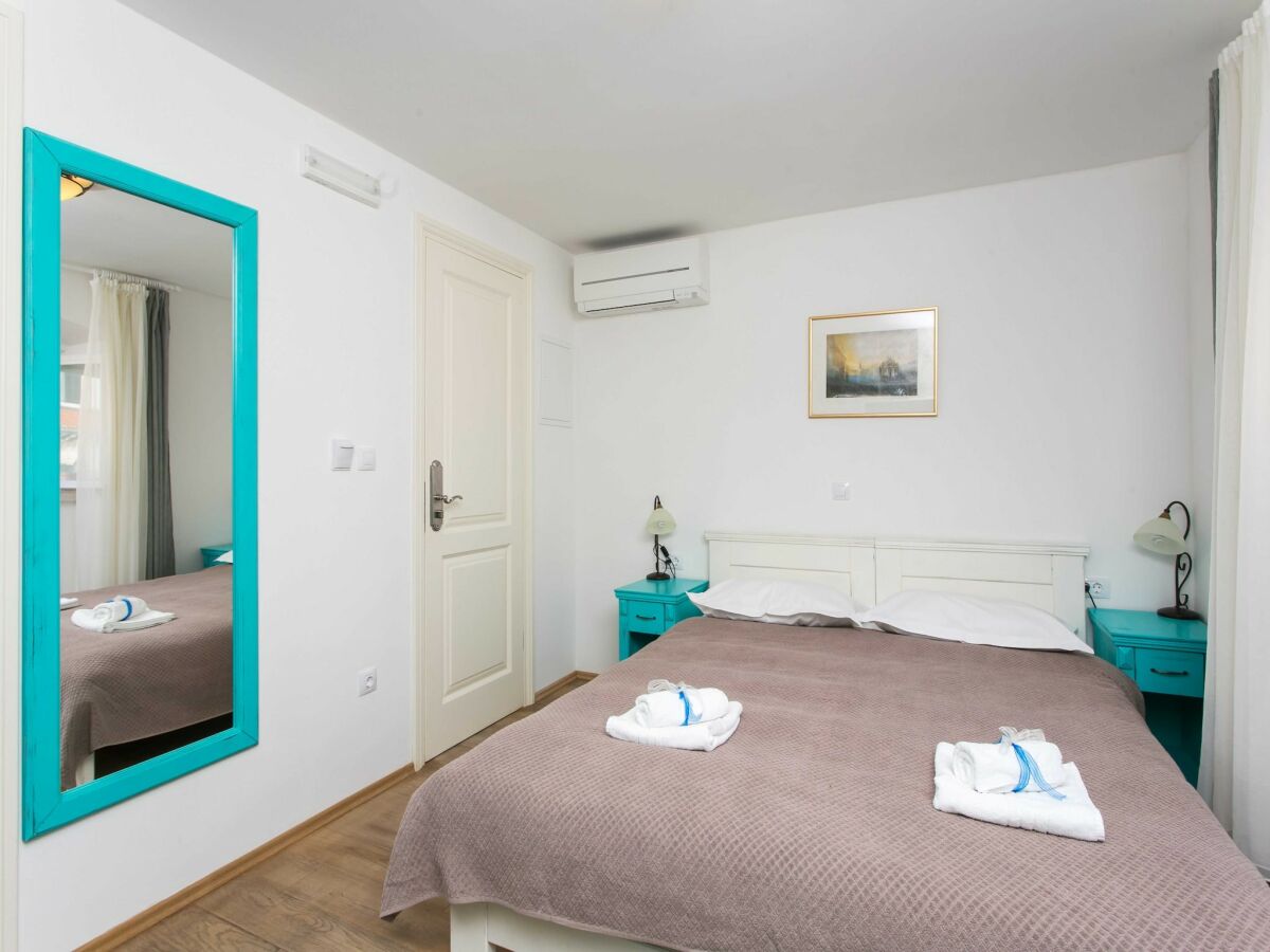 Apartment Guest House Lumin - Double Room with City View (First Floor) - (BR1) - Features photo 3