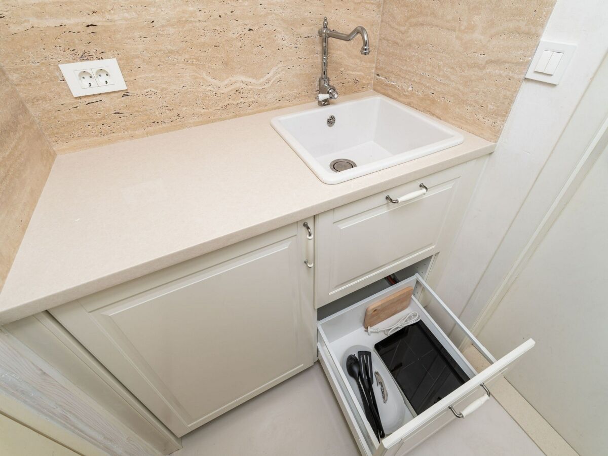 Apartment Guest House Lumin - Studio Apartment with City View Third Floor) (BR4) - Features photo 2