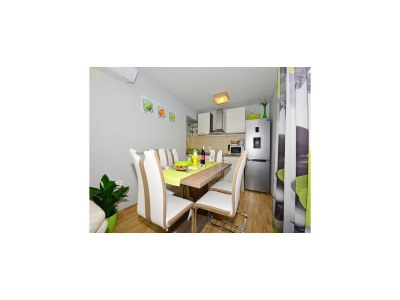 Holiday house Holiday Home Belmondo- Three Bedroom Home with Terrace and Private Pool (A6) - Features photo 5