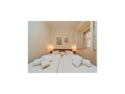 Apartment Apartment Maru - Two Bedroom Apartment with City View (A4) - Features photo 12