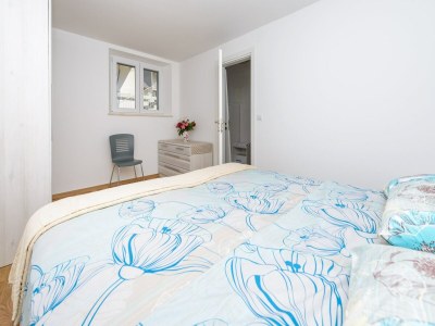 Apartment Apartment Pavlina - One Bedroom Apartment with Terrace - Features photo 16