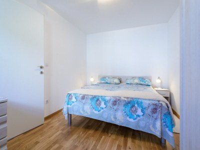 Apartment Apartment Pavlina - One Bedroom Apartment with Terrace - Features photo 18