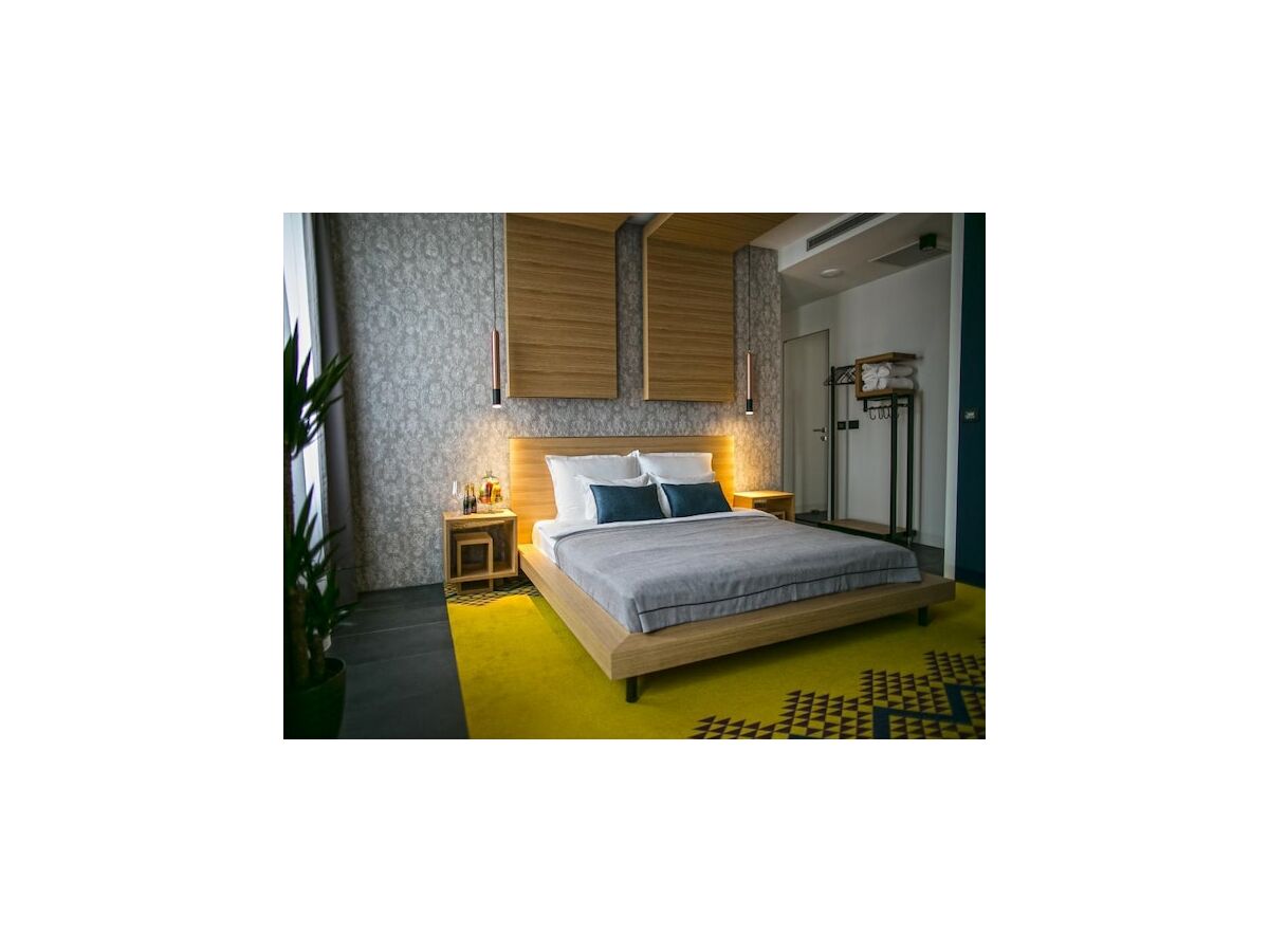 Apartment Rooms Lejletul (ST) - Superior Double Room with Square View (Kadr)