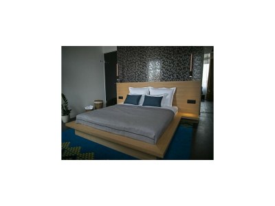 Apartment Rooms Lejletul (ST) - Luxury Double Room with Square View (Bedr) - Features photo 6