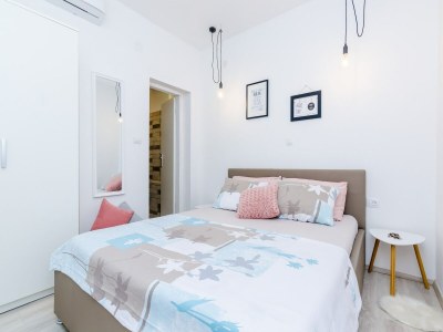 Apartment Apartments Villa Bell Memories- Two Bedroom Apartment with Balcony and Sea View (A3) - Features photo 6