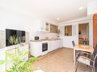 Apartment Guest House Villa Nina- Two Bedroom Apartment  with  Terrace and Sea View (Apt67) - Features photo 6