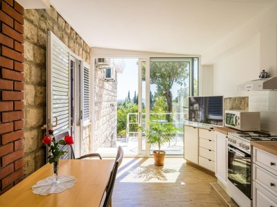 Apartment Guest House Villa Nina- Two Bedroom Apartment  with  Terrace and Sea View (Apt67) - Features photo 12