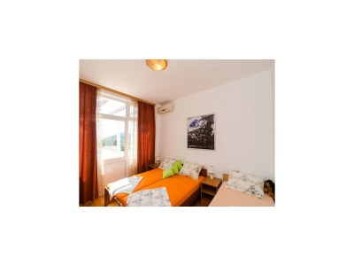 Apartment Apartments Mamma Mia - Comfort One Bedroom Apartment with Terrace - Features photo 12