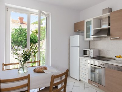 Apartment Apartments Bonavista - Superior Two Bedroom Apartment with Balcony and Sea View (A1) - Features photo 11