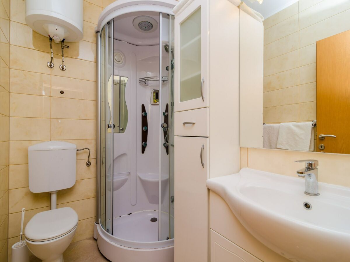 Apartment Hotel Pansion Villa Antonio - Standard Triple Room  10 - Features photo 3