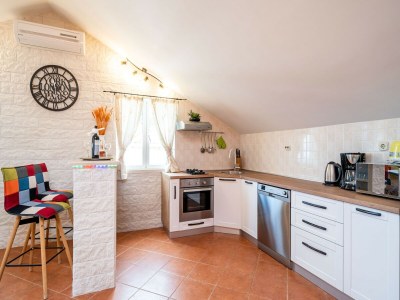 Villa Villa Adrian - Six Bedroom Villa with Swimming pool and Sea View - Features photo 32