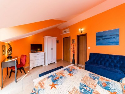 Villa Villa Adrian - Six Bedroom Villa with Swimming pool and Sea View - Features photo 49