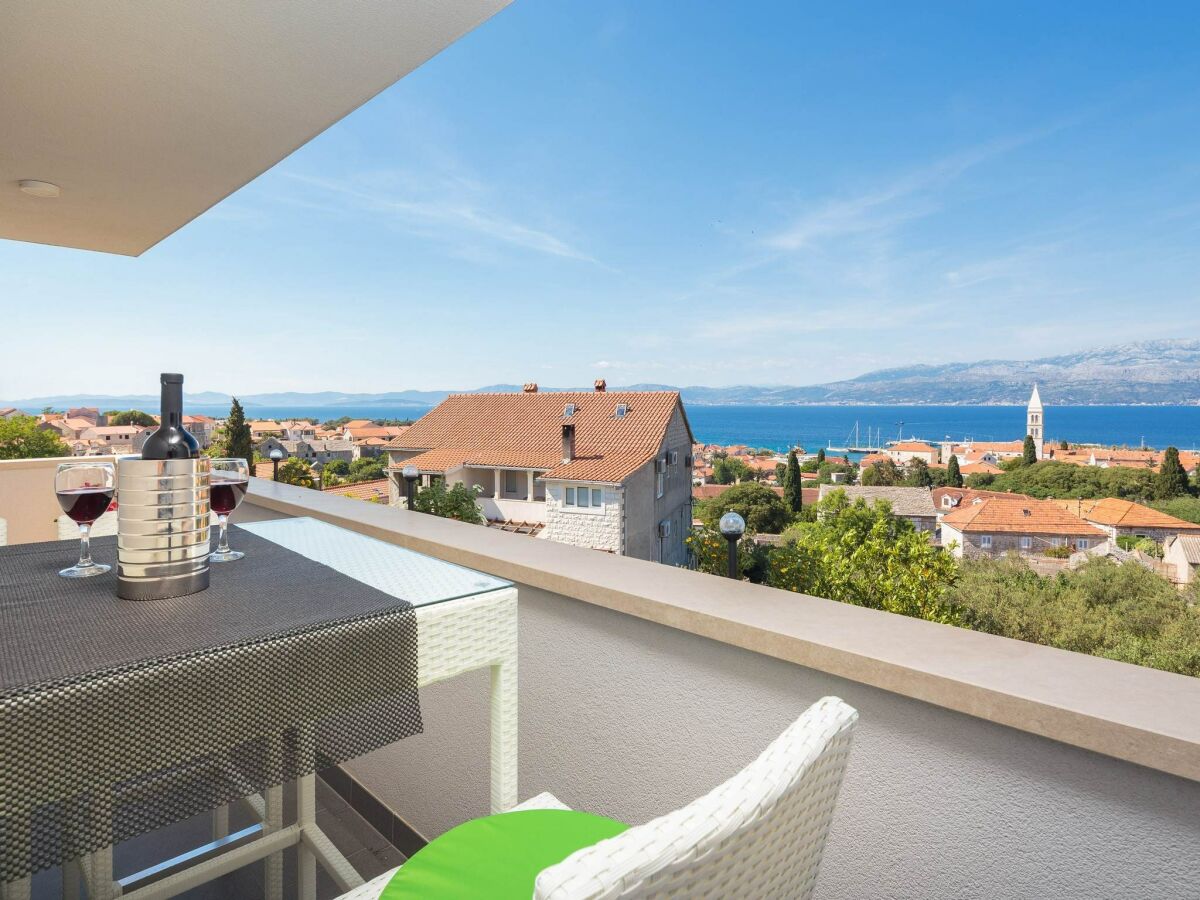 Apartment Apartment Lana - Superior Two-Bedroom Apartment with Terrace (A1) (ST) - Outdoor photo 3