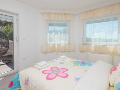 Apartment Apartment Lana - Superior Two-Bedroom Apartment with Terrace (A1) (ST) - Features photo 13